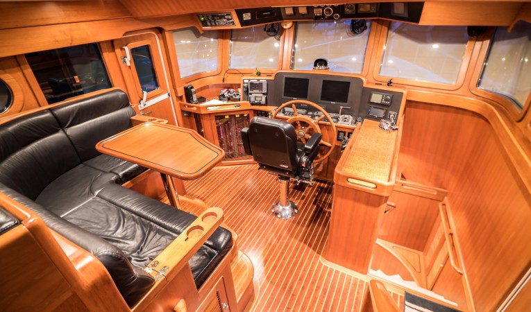 53 Selene Pilothouse