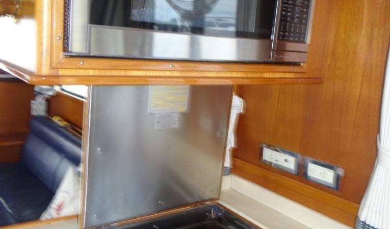 47 Grand Banks Galley