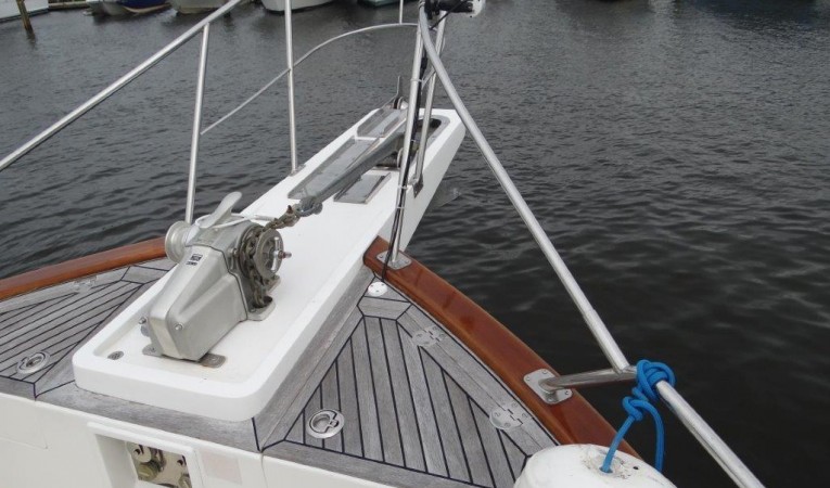 47 Grand Banks Bow Pulpit