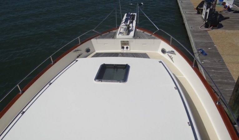 47 Grand Banks Bow