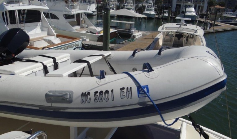 47 Grand Banks Dinghy