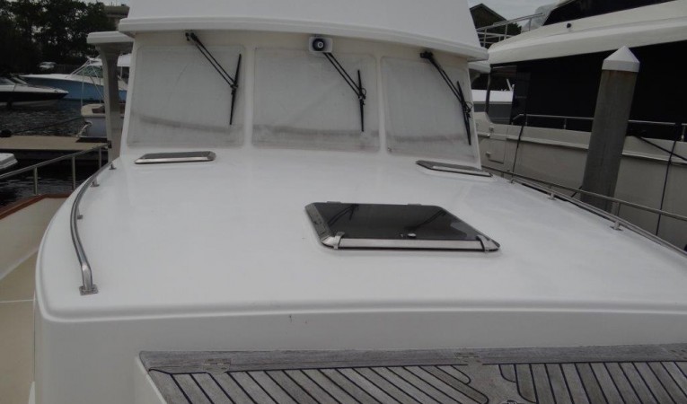 47 Grand Banks Bow - Hatch - Deckbox
