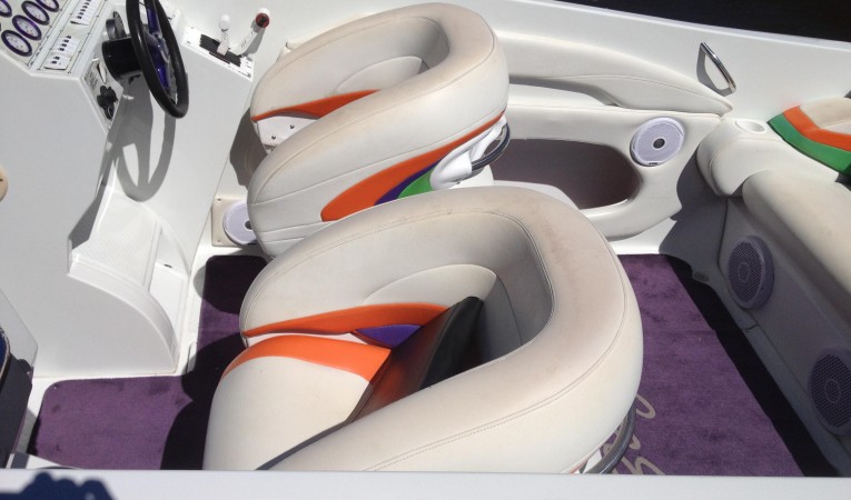 33 Baja Forward seating