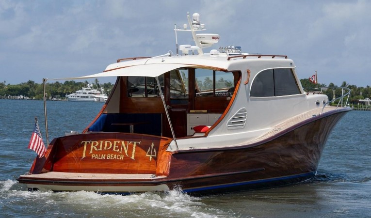 48 Maverick Boat Co. Stern