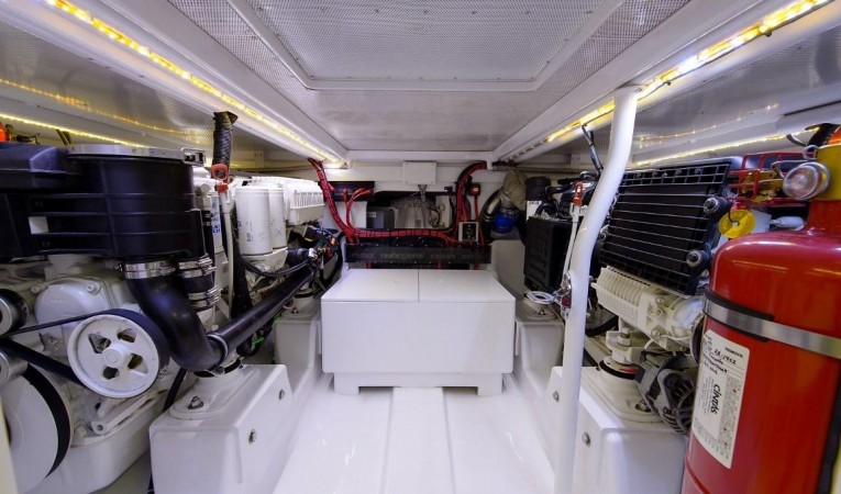 48 Maverick Boat Co. Engine Room
