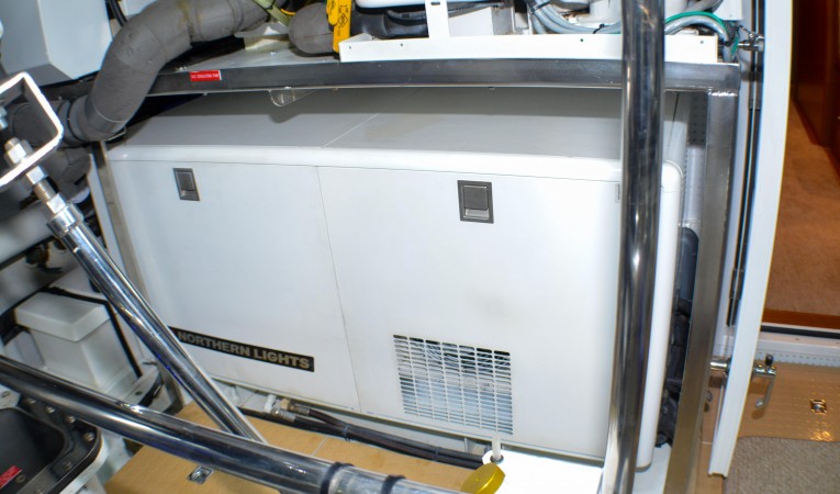 86 Outer Reef Yachts 