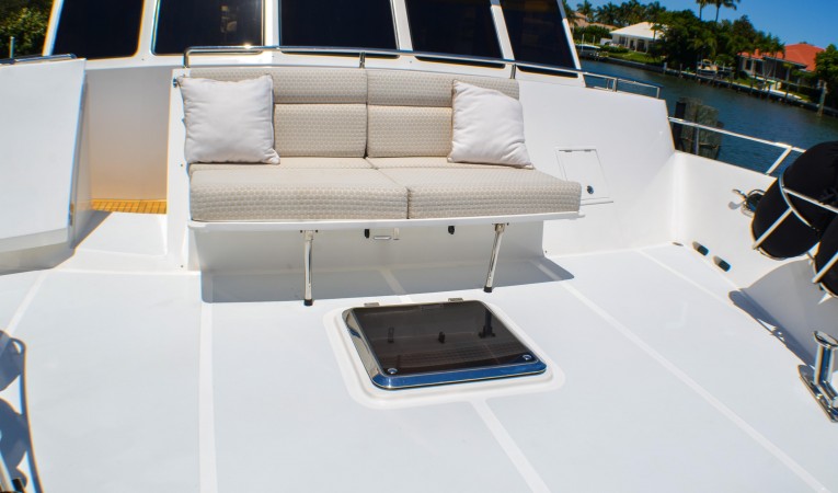 86 Outer Reef Yachts 