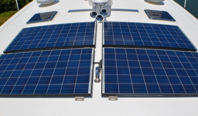 86 Outer Reef Yachts 