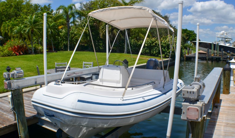 86 Outer Reef Yachts 