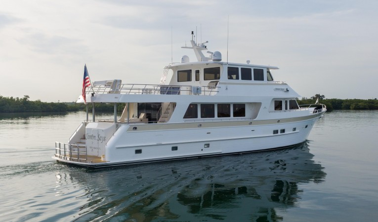 86 Outer Reef Yachts 