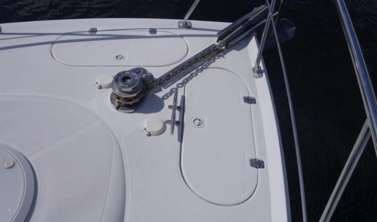 53 Carver Anchor Locker