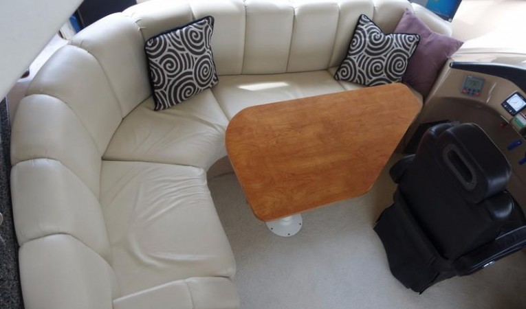 53 Carver Pilothouse Settee