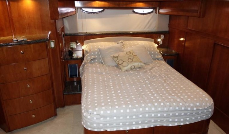 53 Carver Master Cabin Bed