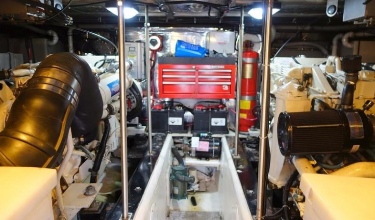 53 Carver Engine Room (Fwd)