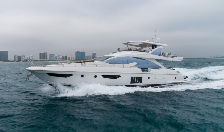 80 Azimut 