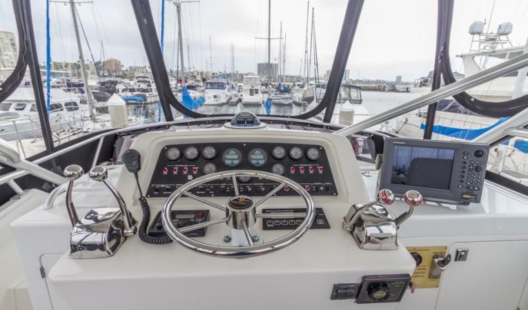 37 Bertram Helm Controls