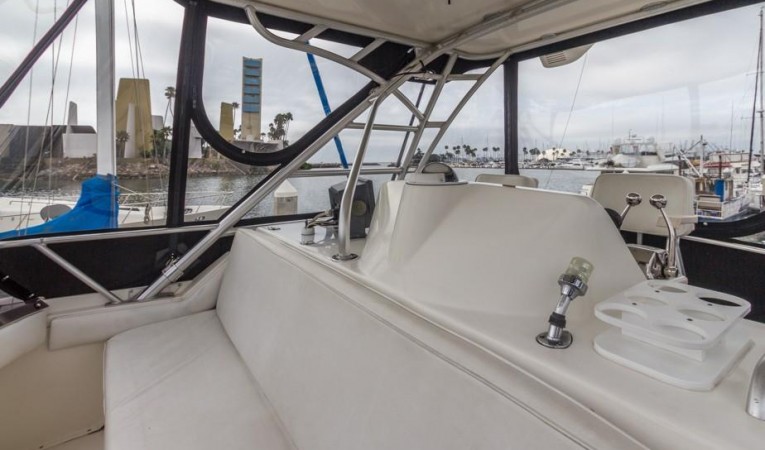 37 Bertram Helm Seating