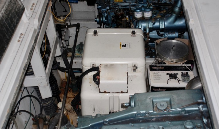 42 Cruise-A-Home Port Engine