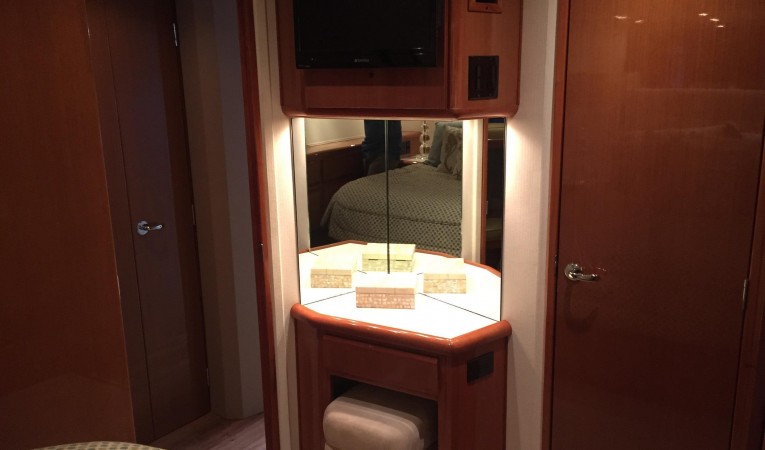 50 Viking Master Stateroom