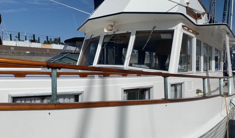 42 Grand Banks 
