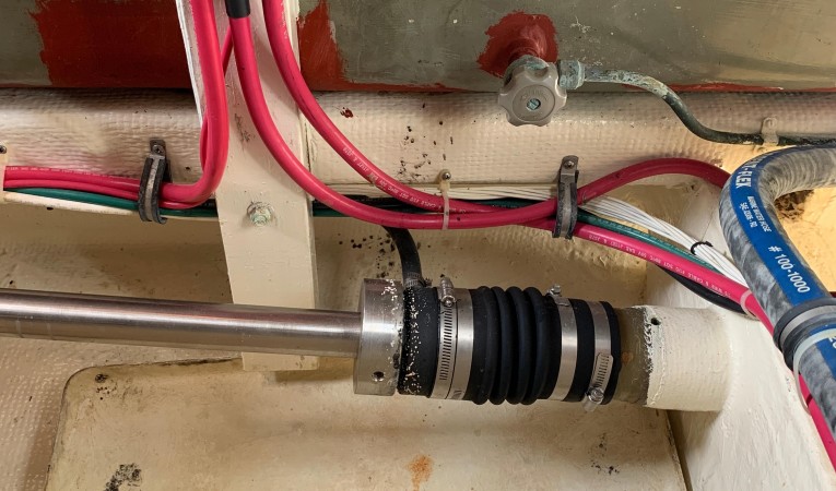 42 Grand Banks Strb Dripless Shaft Log