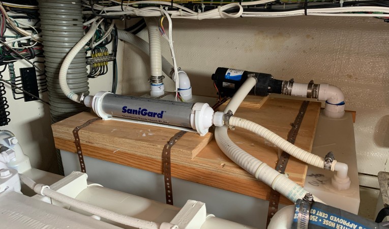 42 Grand Banks Holding tank