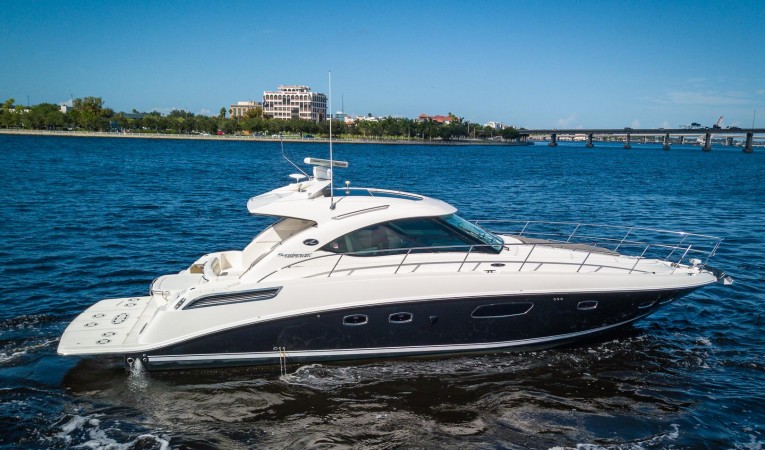 47 Sea Ray 