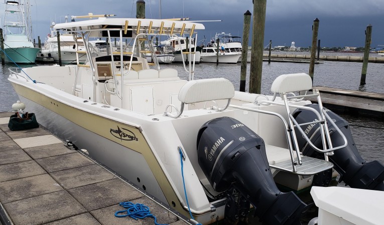 36 Pro Sports Port side