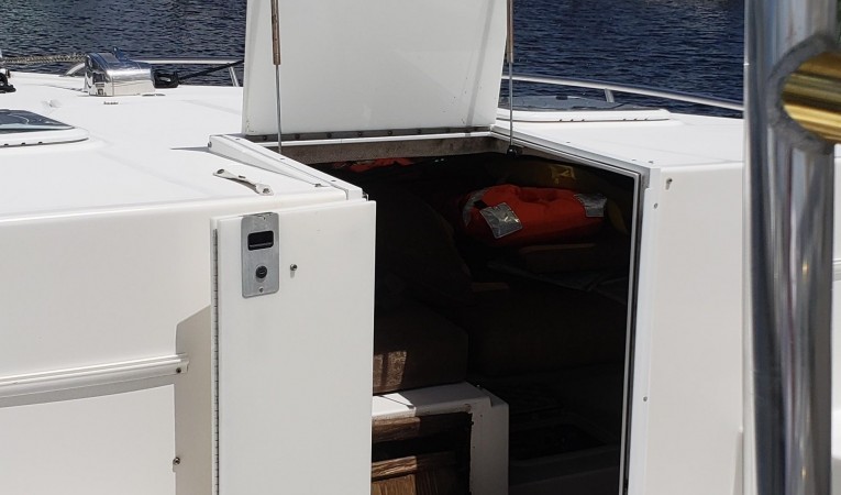 36 Pro Sports hatch for cuddy cabin