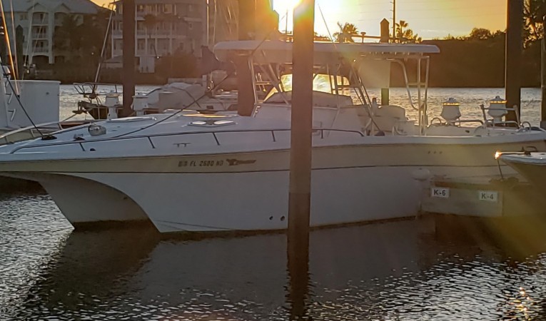 36 Pro Sports Port side