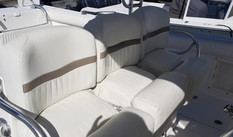 36 Pro Sports Helm seats