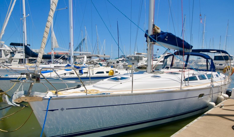 41 Jeanneau 2006 Jeanneau Sun Odyssey 40.3