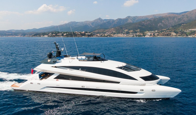 135 Royal Falcon Fleet 