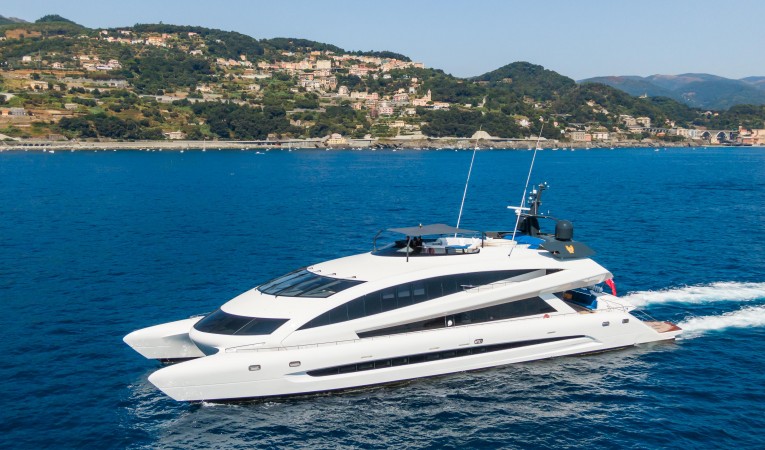 135 Royal Falcon Fleet 