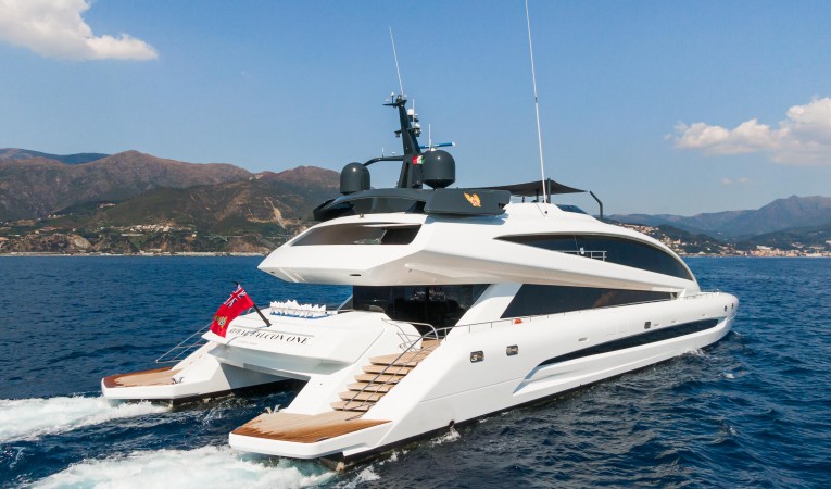 135 Royal Falcon Fleet 