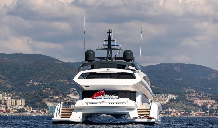 135 Royal Falcon Fleet 