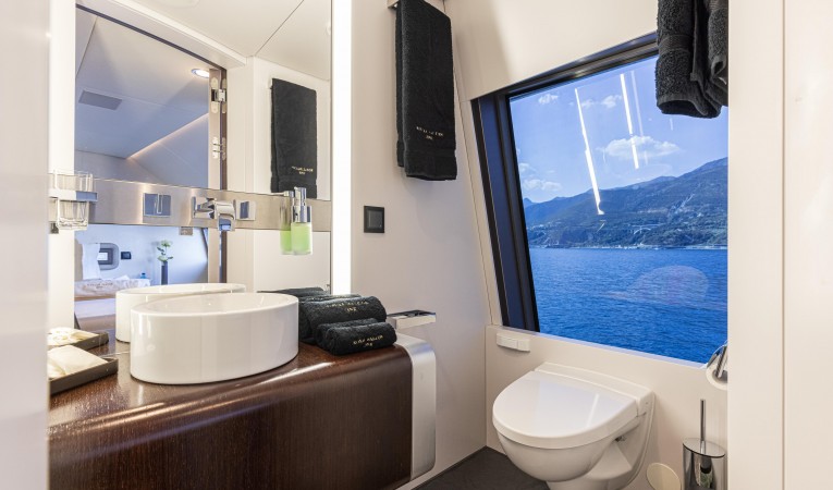 135 Royal Falcon Fleet 