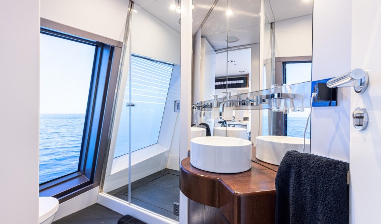 135 Royal Falcon Fleet 