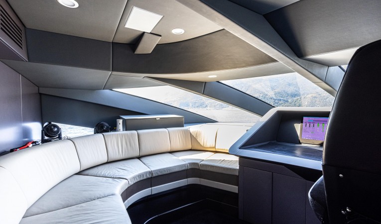 135 Royal Falcon Fleet 