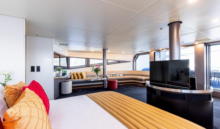 135 Royal Falcon Fleet 