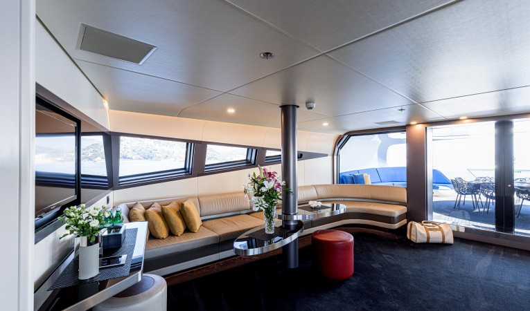 135 Royal Falcon Fleet 