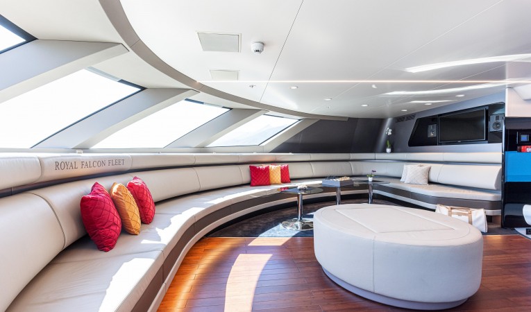 135 Royal Falcon Fleet 