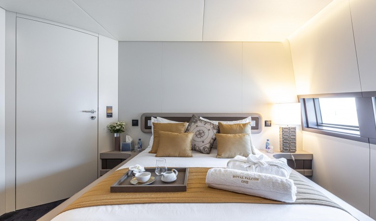 135 Royal Falcon Fleet 