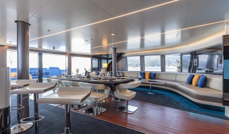 135 Royal Falcon Fleet 