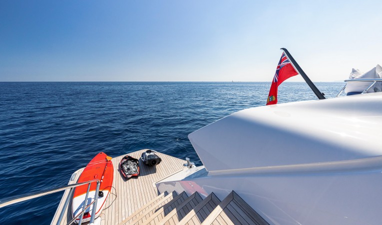 135 Royal Falcon Fleet 