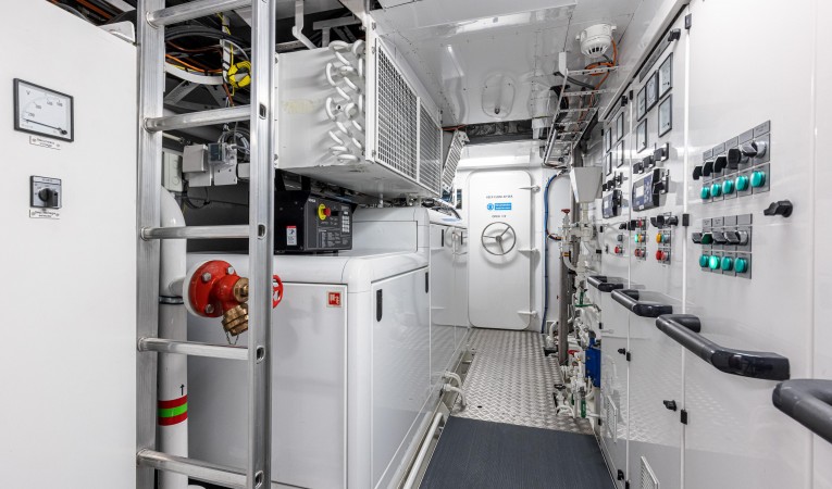 135 Royal Falcon Fleet 