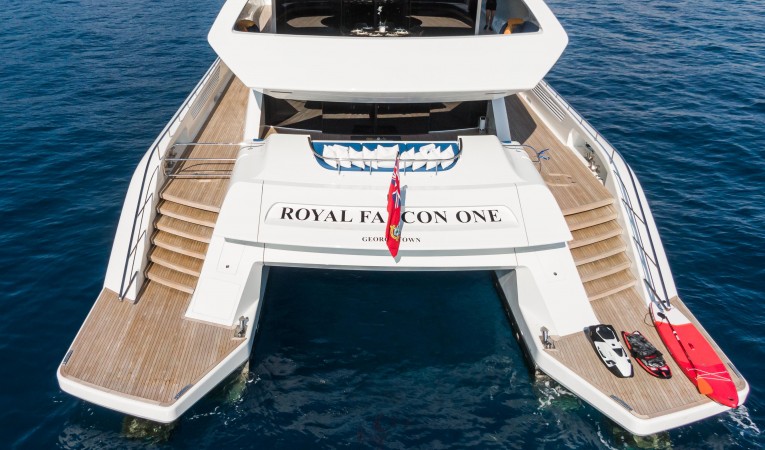 135 Royal Falcon Fleet 