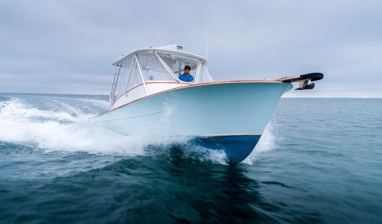 30 Gamefisherman Starboard Profile