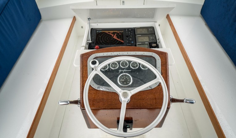 30 Gamefisherman Helm