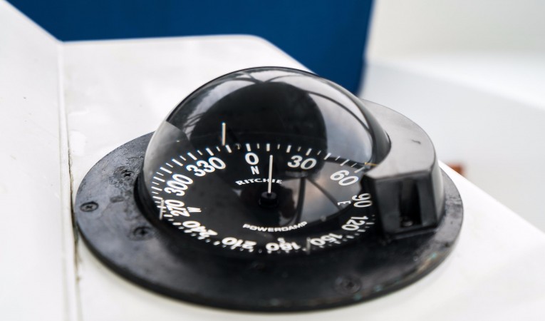 30 Gamefisherman Compass